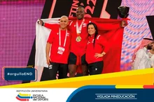 Dos egresados detrás del triunfo del campeón asiático de Halterofilia Lesman Paredes