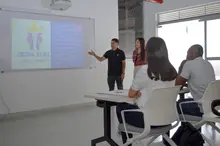 Alianza estratégica entre la IUEND y la FADP promueve la creación de identidad de marca para emprendimientos