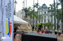 La IUEND en la Plaza Caycedo 