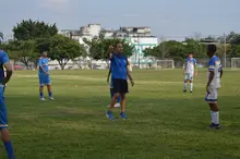 Se realizó en la IUEND la conferencia y clínica deportiva en campo ADN del Campeón con el exarquero y entrenador argentino Carlos El Mono Navarro
