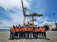 Estudiantes de la Facultad de Ciencias Económicas y de la Administración viven exploración empresarial