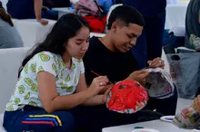 En la IUEND se realizó el Taller de Máscaras de reciclaje para un futuro sostenible