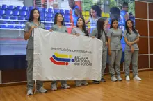 La Facultad de Salud y Rehabilitación realizó la Ceremonia de Imposición de Gafetes