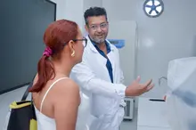 La Especialización en Neurorehabilitación de la IUEND recibió visita de Par Académico para la renovación del registro calificado