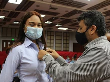 Estudiantes de 8vo semestre de Administración recibieron su gafete14