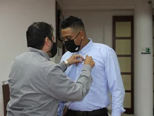 Estudiantes de 8vo semestre de Administración recibieron su gafete17