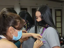 Estudiantes de la Facultad de Salud recibieron su gafete en Ceremonia de Prácticas