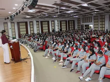 Estudiantes de la Facultad de Salud recibieron su gafete en Ceremonia de Prácticas